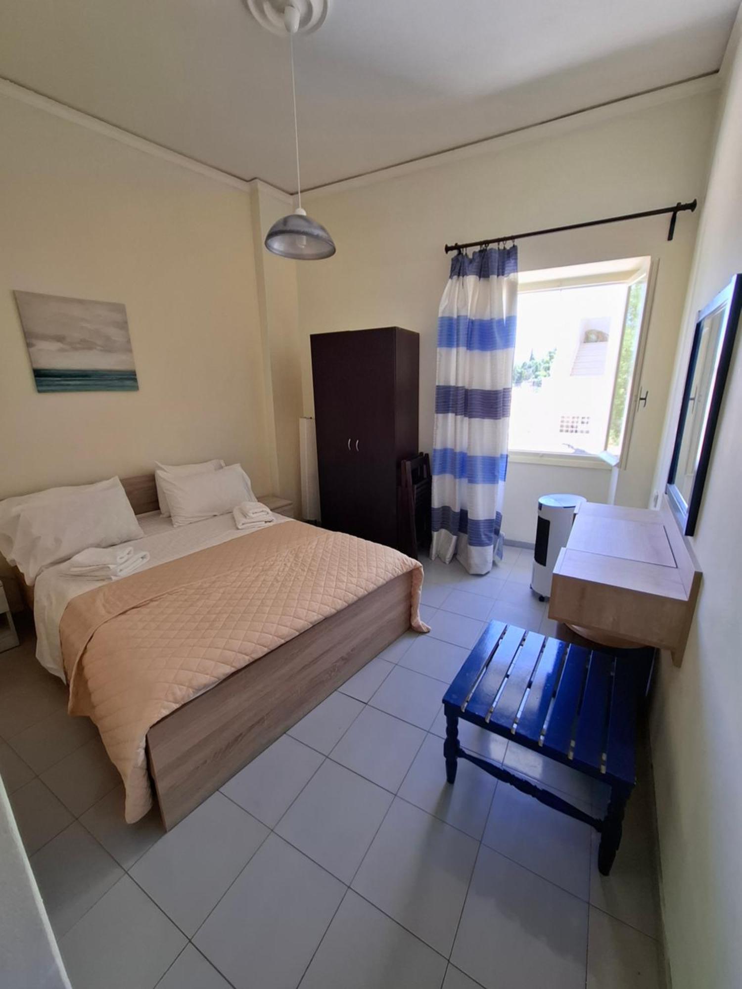 Old Harbor Apartments Spetses Town Luaran gambar