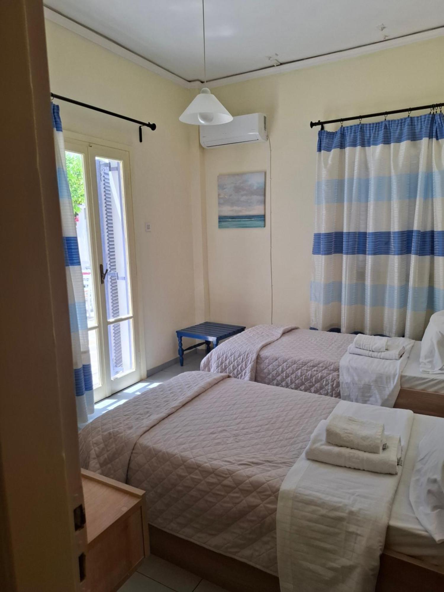 Old Harbor Apartments Spetses Town Luaran gambar