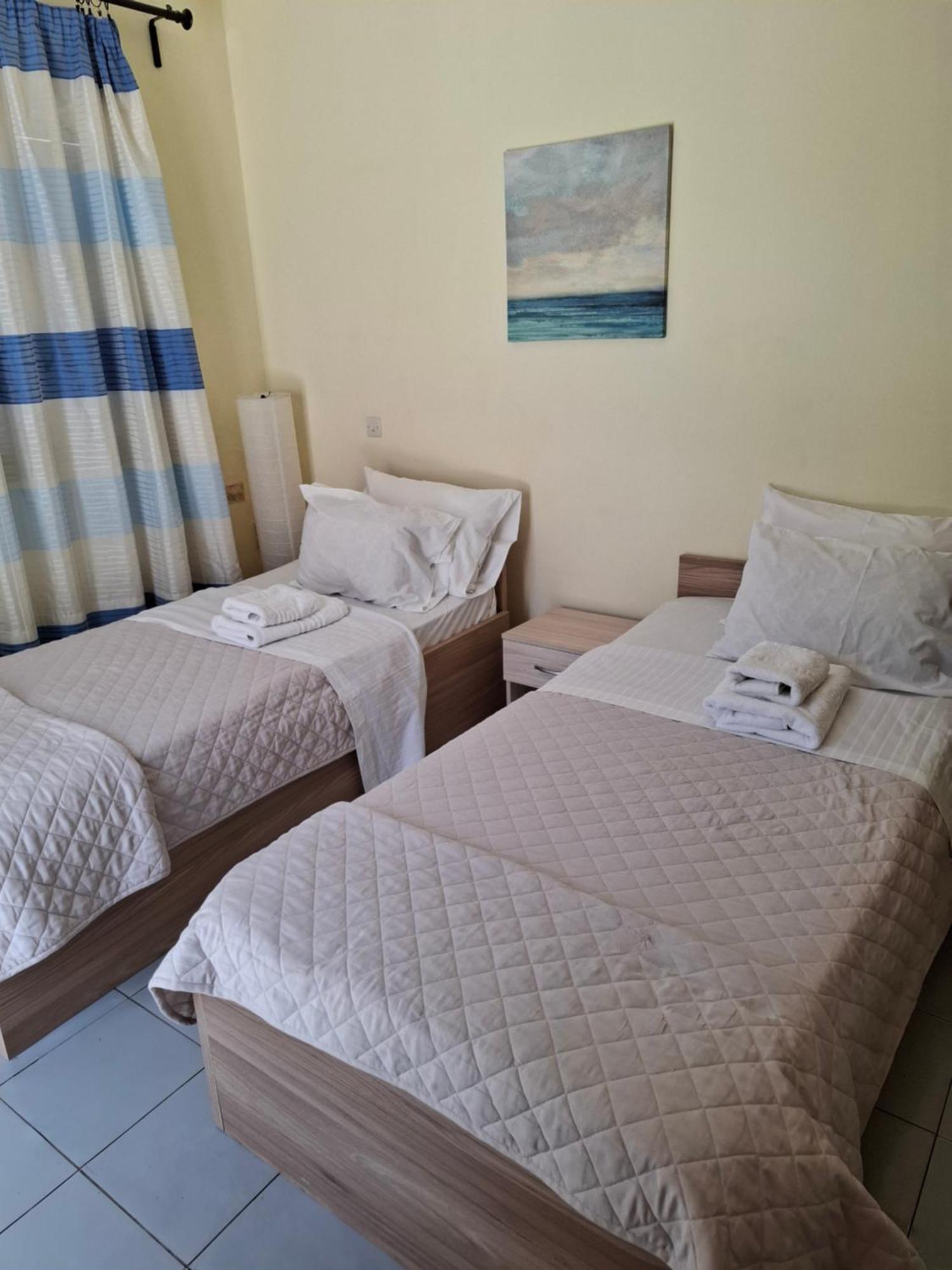 Old Harbor Apartments Spetses Town Luaran gambar