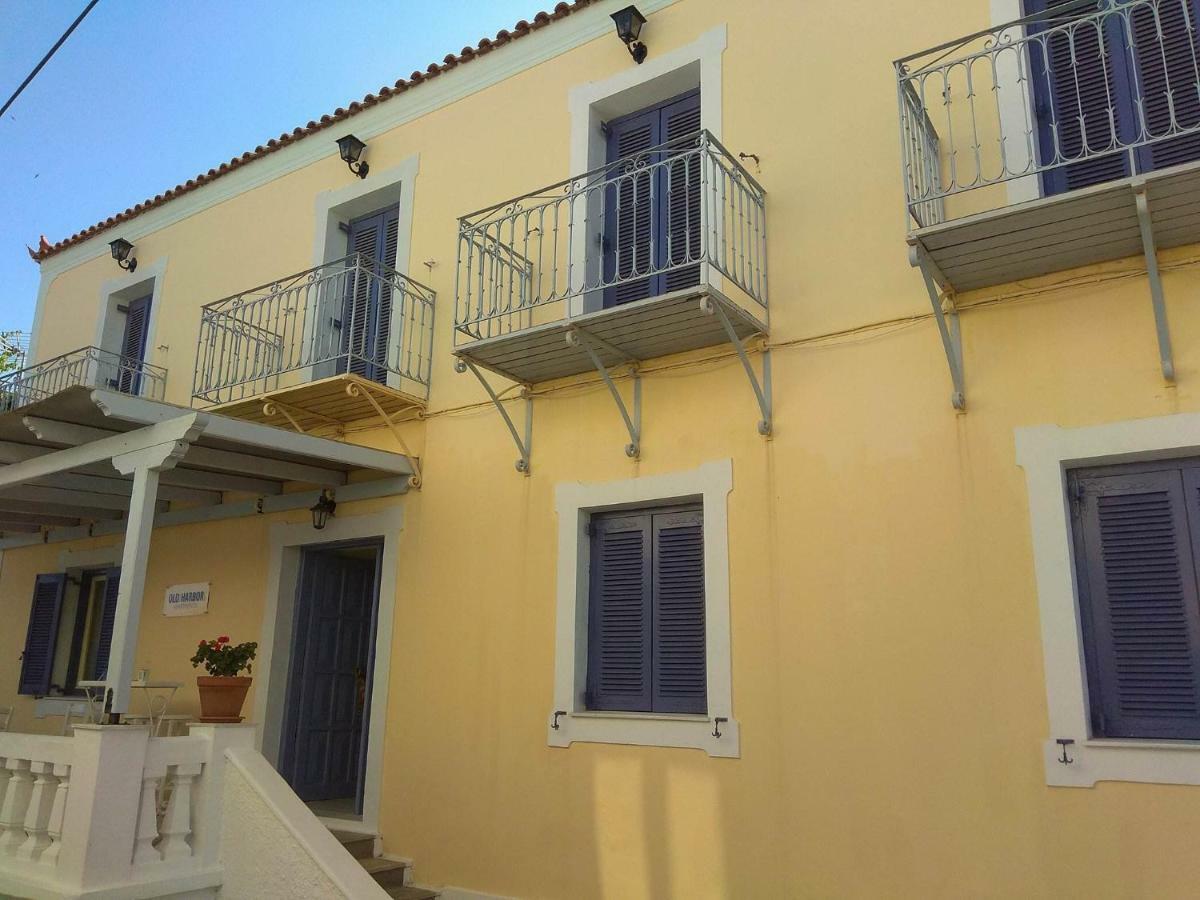 Old Harbor Apartments Spetses Town Luaran gambar